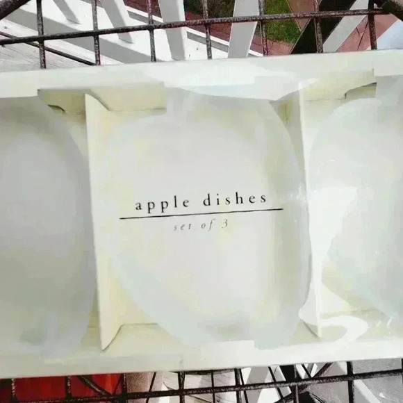 PIER 1 ONE Frosted Glass Apple Dishes New In Box Little Canape Side Plate Set 3 - Picture 6 of 9